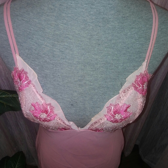 Pretty in Pink Nighty - Picture 7 of 8